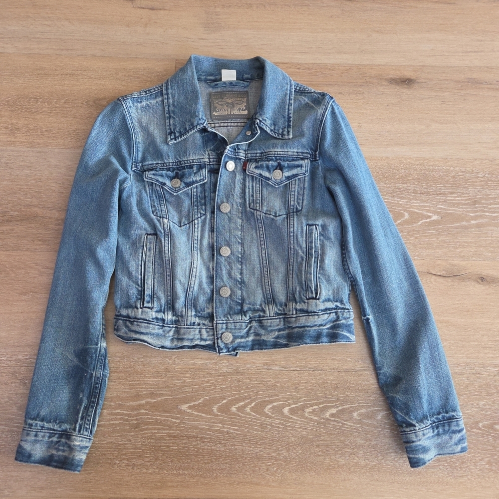 Levis Women's  Blue Medium Wash Cotton Denim Button Trucker Jacket Gray Tag XS